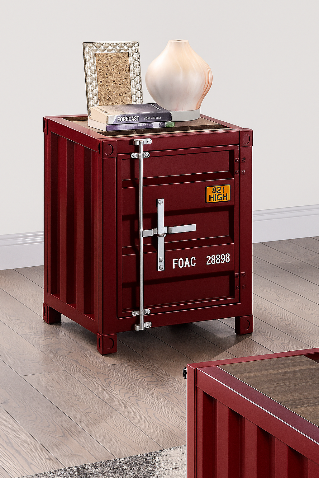 Dicargo End Table