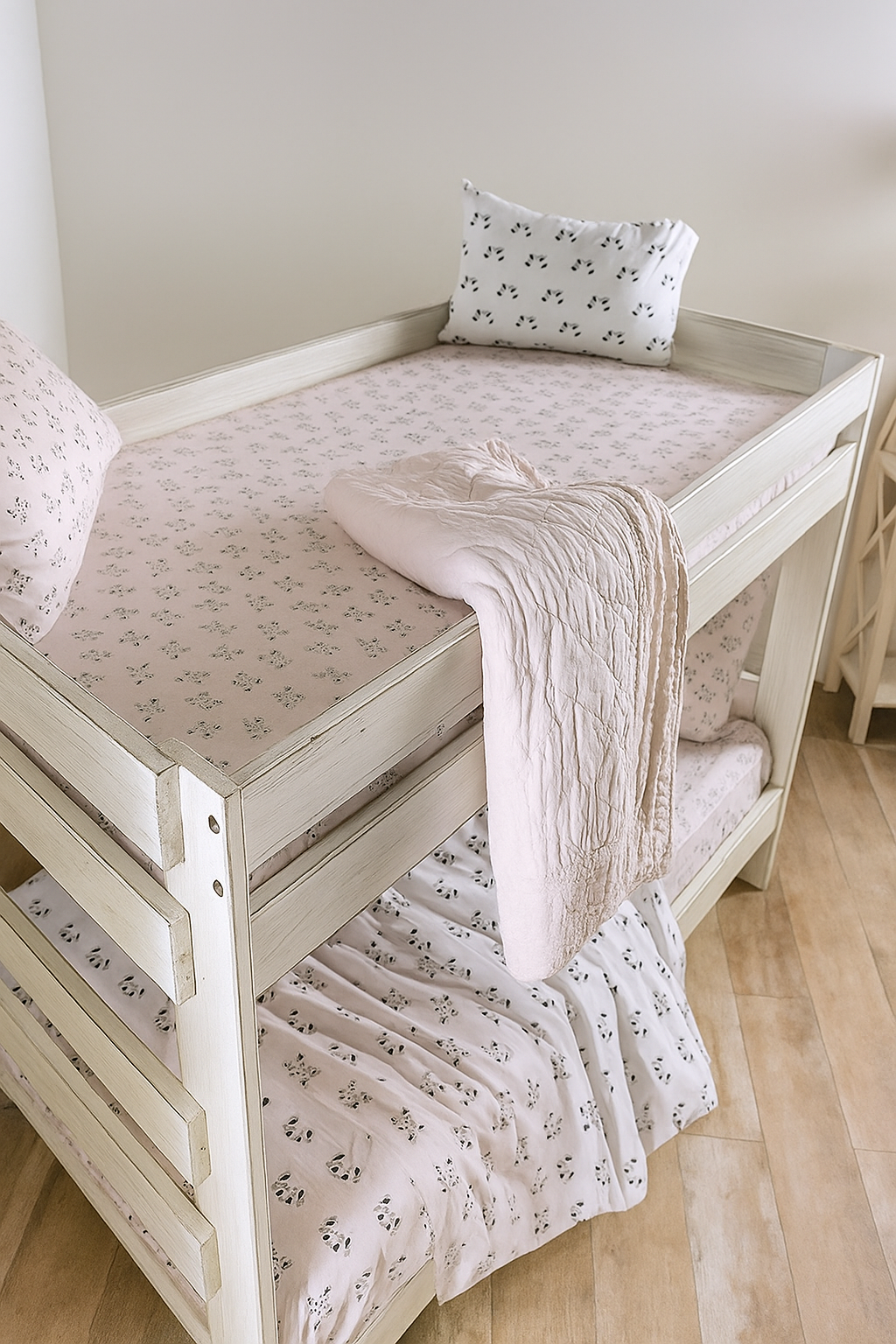 Arlette Twin/Twin Bunk Bed