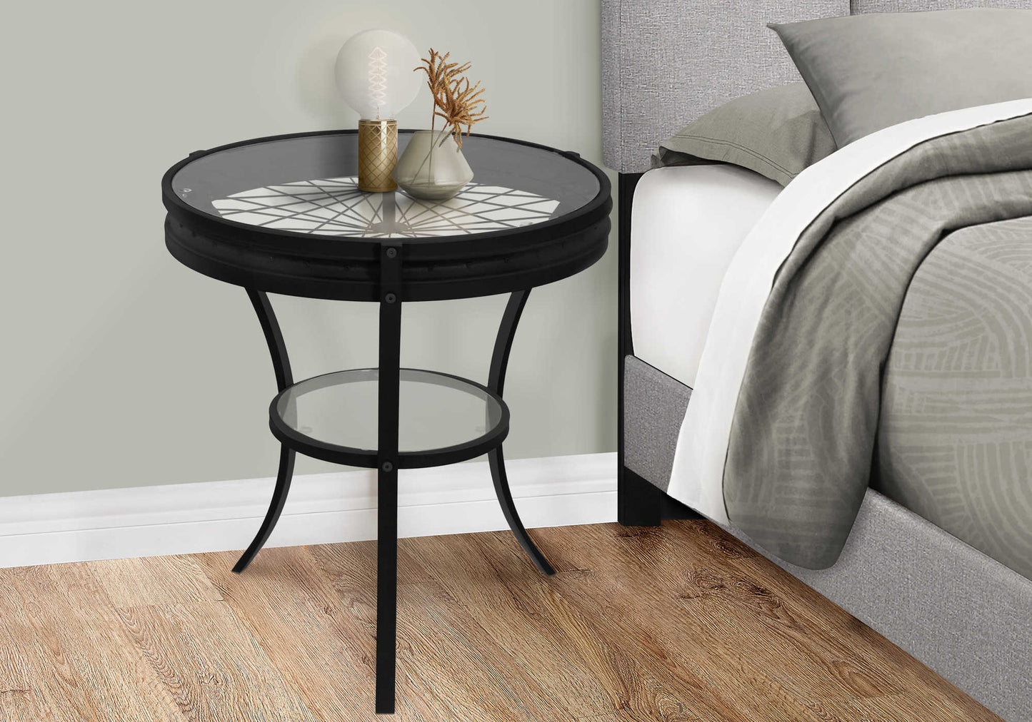 ACCENT TABLE - 22"DIA / BLACK WITH TEMPERED GLASS